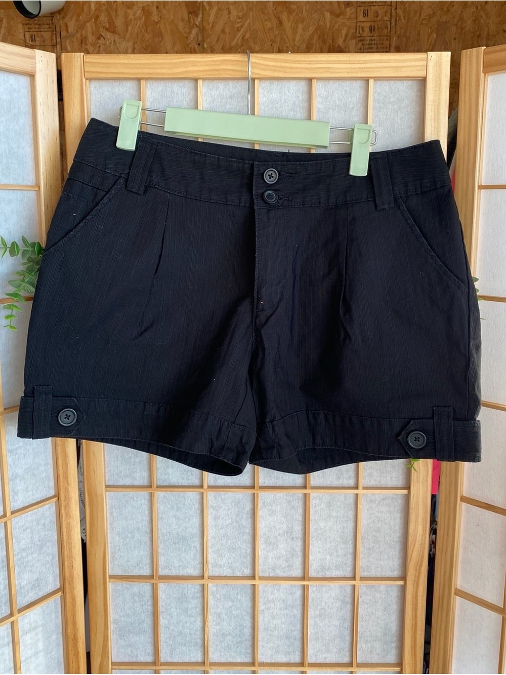 a.n.a Black Casual Button-Hem Women's Shorts